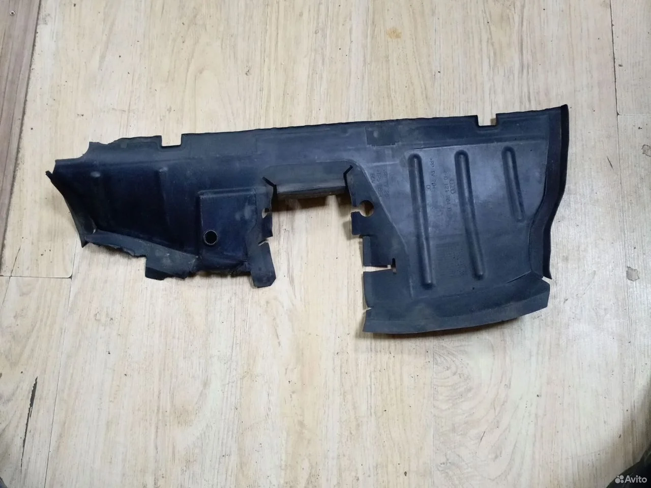 Дефлектор радиатора правый audi a8 d4 4h0121284b