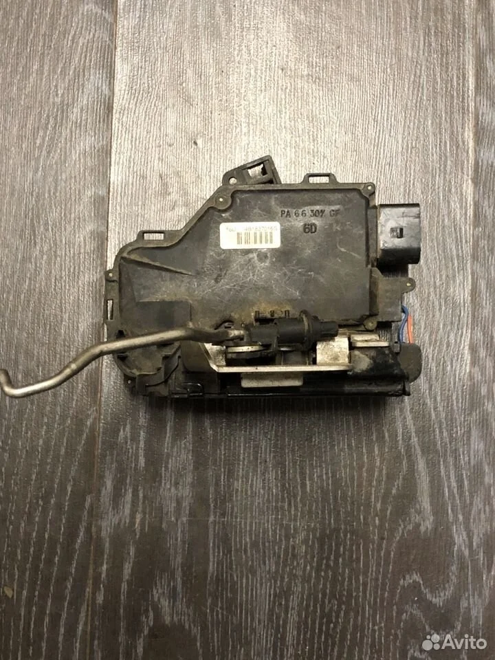 Передний правый замок audi a6 c5 4b1837016g