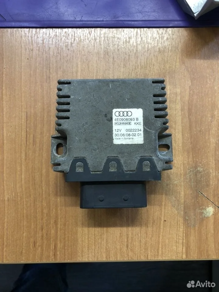 Блок управления топливного насоса audi