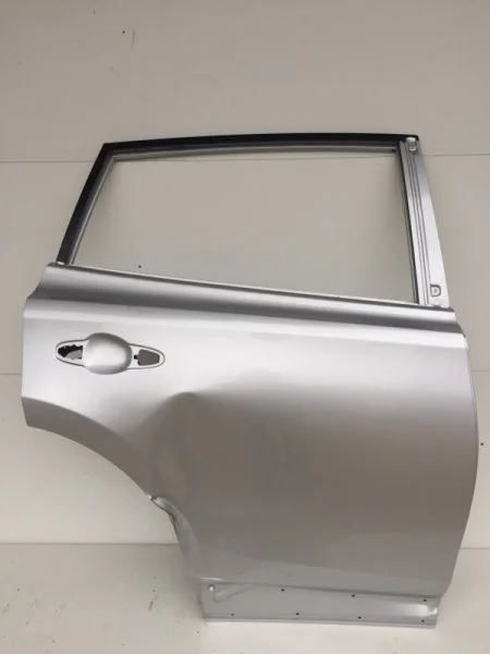 Дверь Toyota Rav4 2015-2019 6700342180 CA40, задняя правая