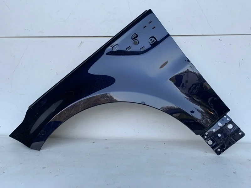 Крыло Land Rover Range Rover Sport 2017-2021 LR100545 2, переднее левое