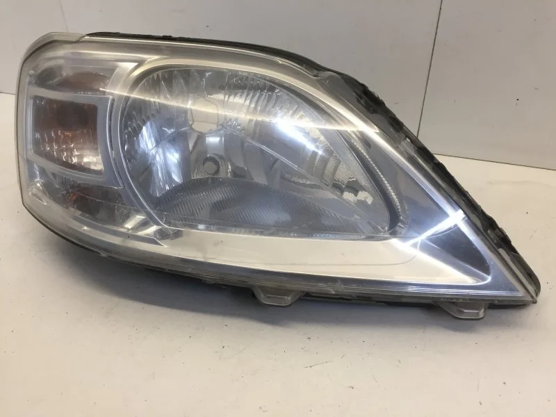 Фара Renault Logan 2005-2014 8200744754 1, передняя правая