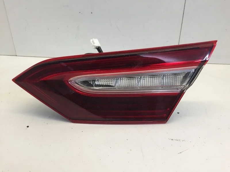 Фонарь Toyota Camry 2018-2020 8158133210 XV70, задний правый