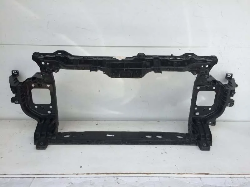 Панель передняя Kia K5 2020-2021 64101L2000 3, передний