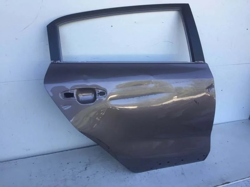 Дверь Kia Rio 2017-2020 77004H0500 4, задняя правая