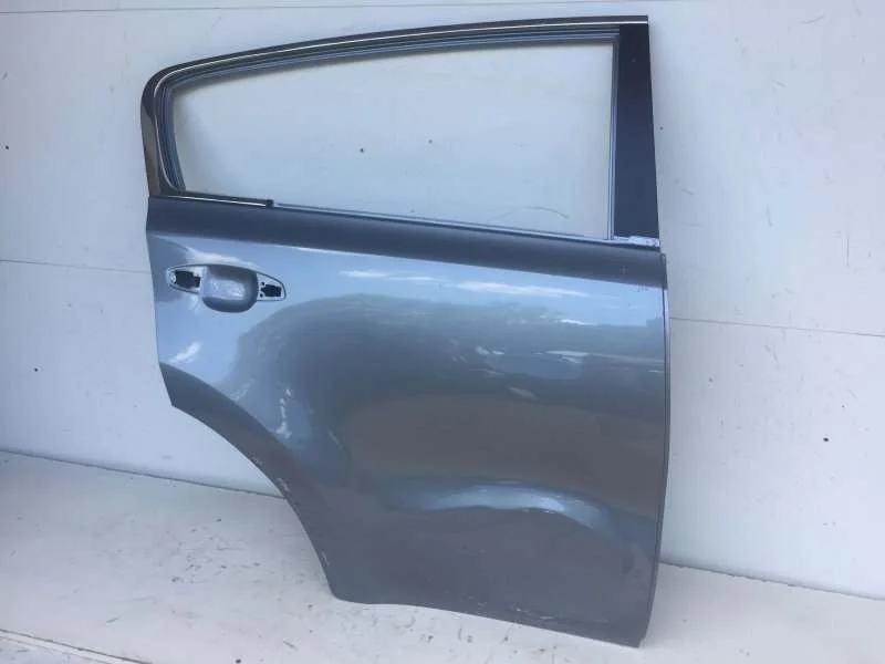 Дверь Kia Sportage 2016-2021 77004F1000 4, задняя правая
