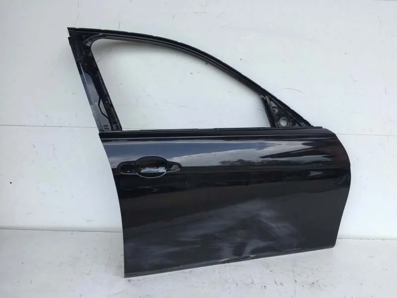 Дверь BMW 3 series 2015-2020 41007298566 F30/F31, передняя правая