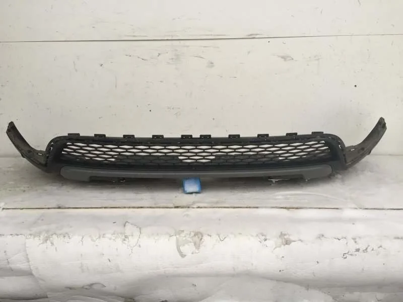 Юбка бампера Land Rover Discovery 2013-2019 FK7217D781A 4, передняя