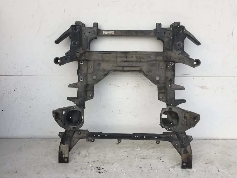 Балка (подрамник) BMW X5 2013-2018 31116866689 F15, передняя
