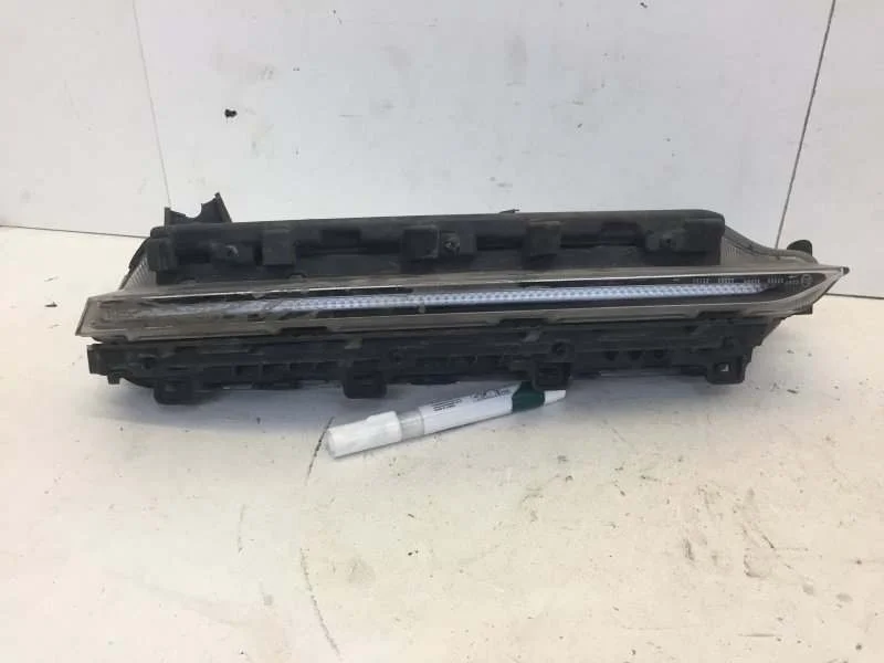 Дневной ходовой огонь Kia Seltos 2019-2021 92108Q5000 1, передний левый