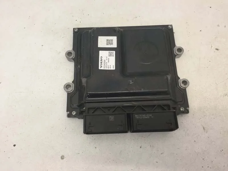 Блок управления Volvo XC60 2017-2021 32242004 2, передний