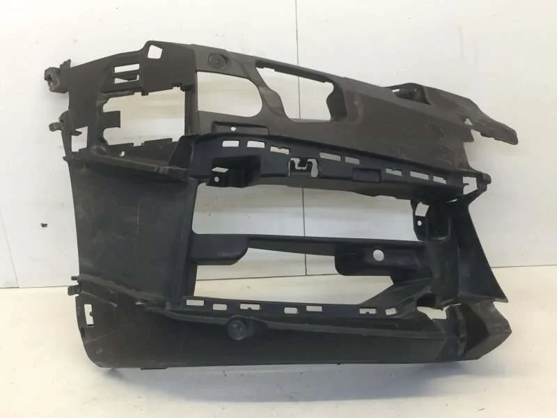 Кронштейн противотуманной фары BMW 5 series 2016-2022 51118064968 G30/G31, передний правый