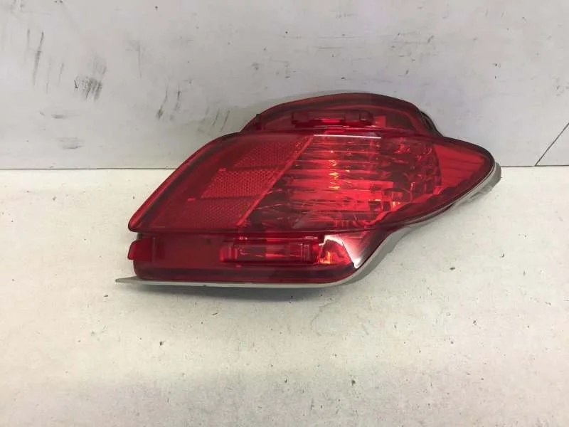 Фонарь противотуманный Lexus RX 2009-2012 8145748020 3, задний