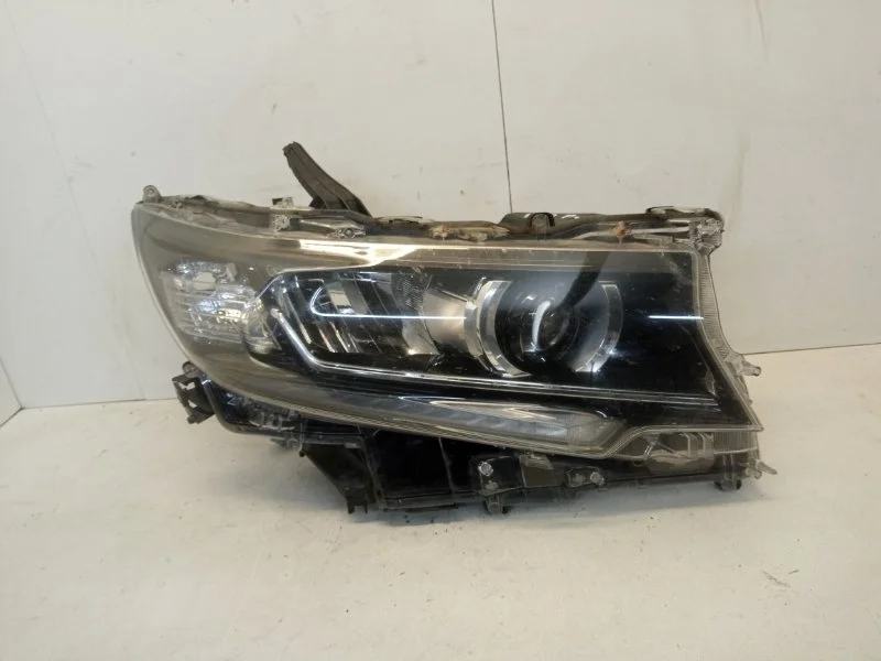 Фара Toyota Land Cruiser Prado 2009-2020 8114560N20 150, передняя правая