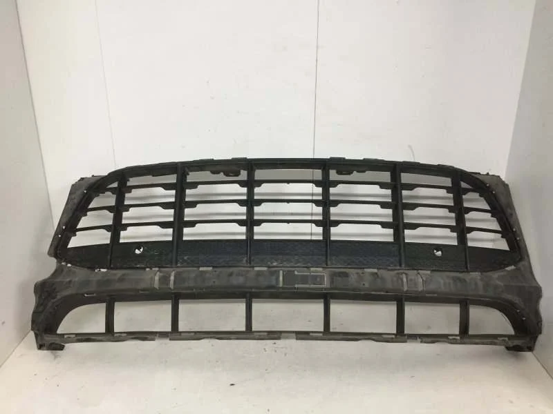 Решётка радиатора Porsche Macan 2014-2018 95B807683H 1, передняя