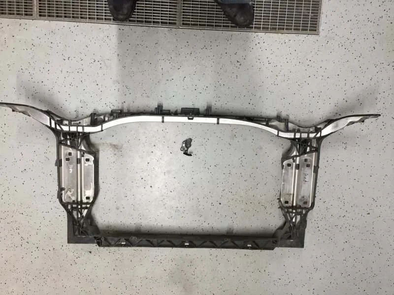 Панель передняя Audi A6 2018-2023 4K0805594 C8, передний