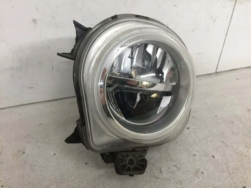 Фара противотуманная BMW X5 2013-2018 63177317252 F15, передняя правая