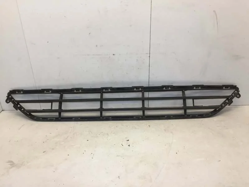 Решётка бампера Volvo XC90 2014-2023 32227520 2, передняя