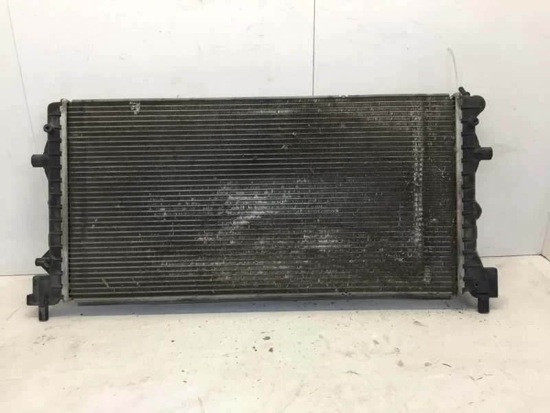 Радиатор двигателя Volkswagen Polo 2014-2020 6R0121253A 5, передний