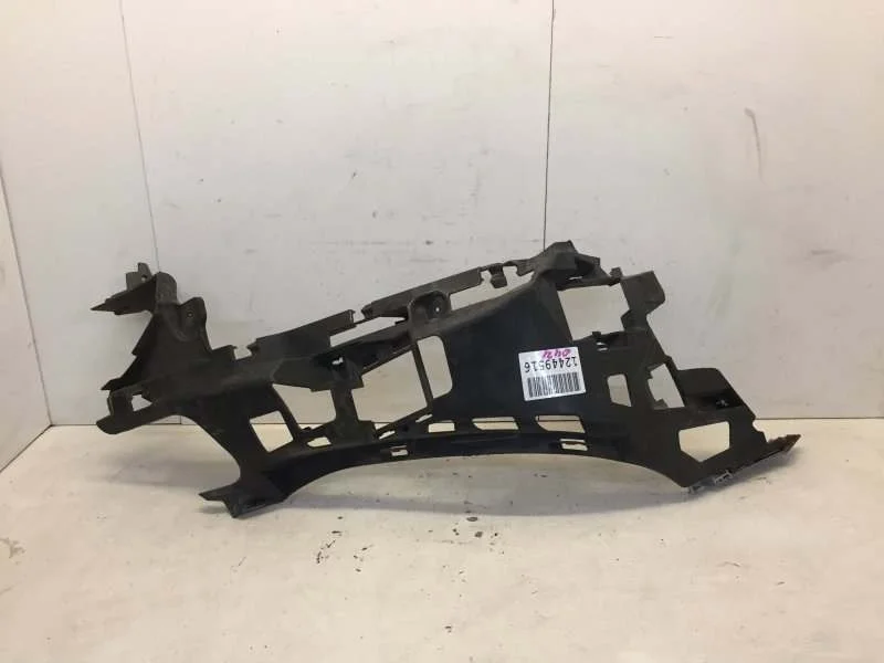 Кронштейн бампера Mercedes-Benz E-klasse 2016-2023 A2138852400 W213, передний правый