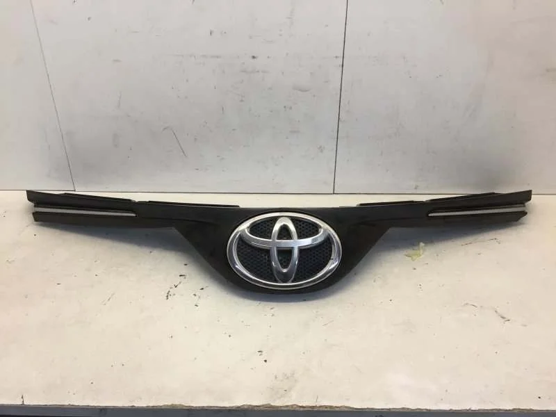 Решётка радиатора Toyota Rav4 2013-2019 5310142411 CA40, передняя
