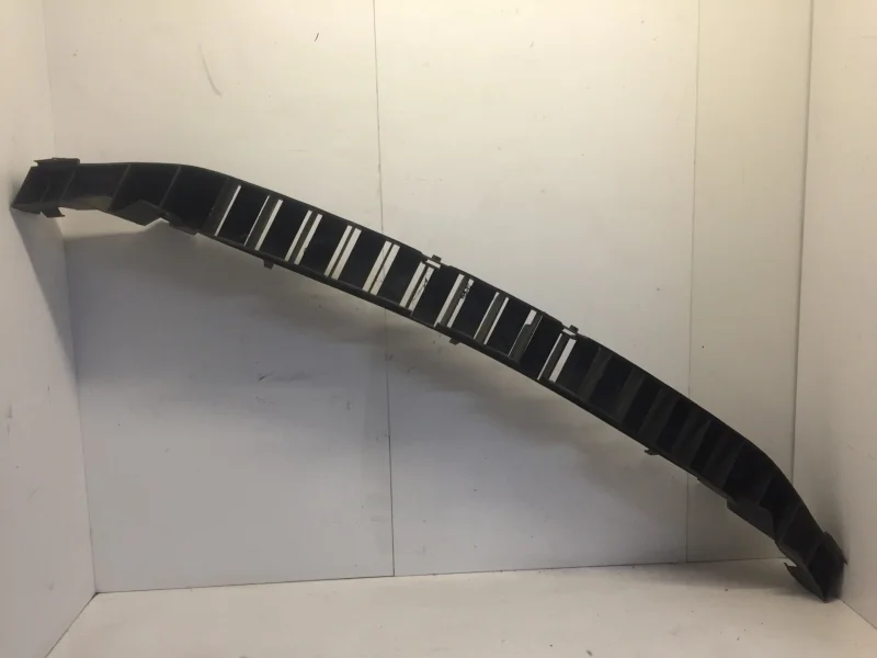 Усилитель бампера Renault Duster 2010-2015 620931777R 1, передний