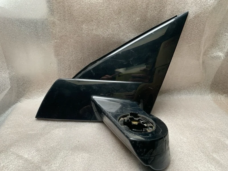 Корпус зеркала Land Rover Discovery Sport 2014-2023 LR072951 1, левый