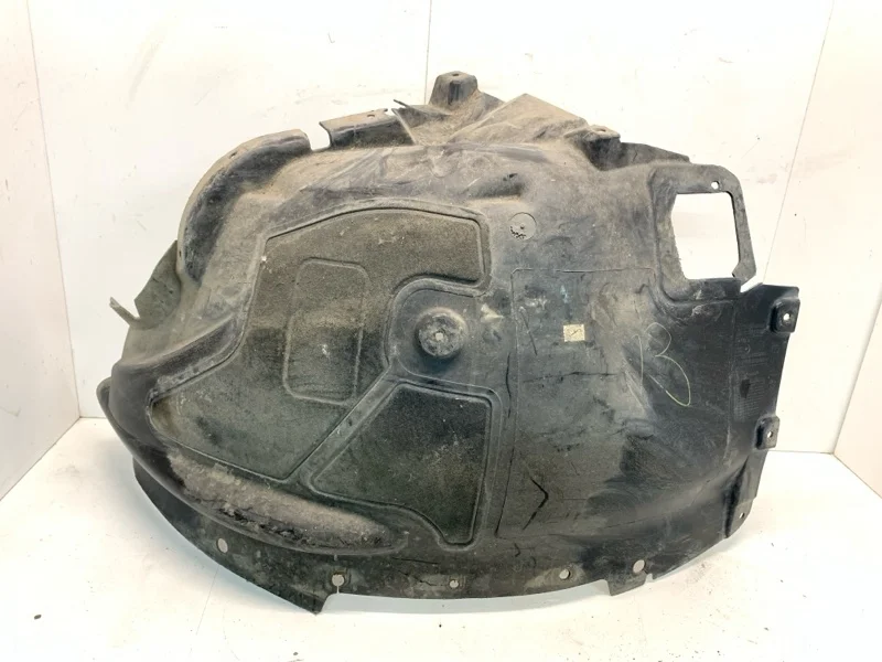 Локер (подкрылок) BMW X6 2014-2020 51717333522 F16, передний правый