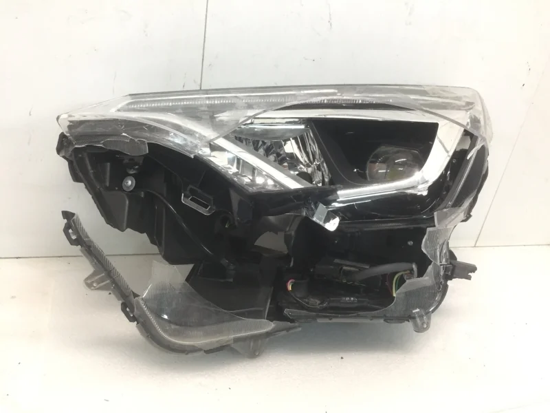 Фара Toyota Rav4 2012-2015 8117042650 CA40, передняя левая