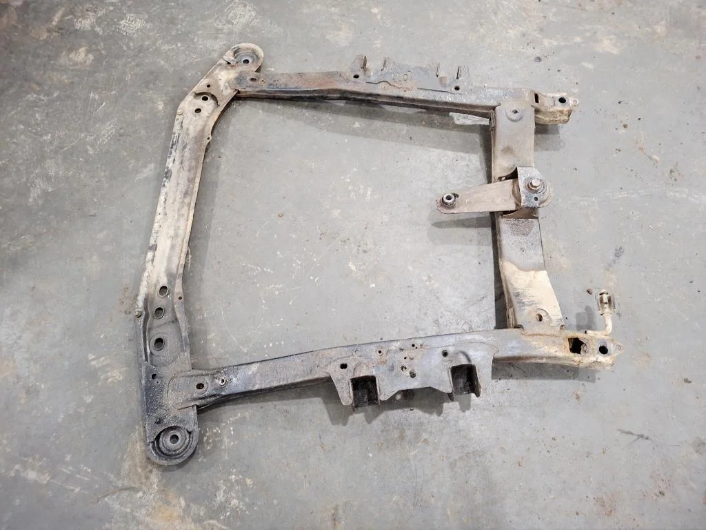 Подрамник Renault Logan 1 2007 L90