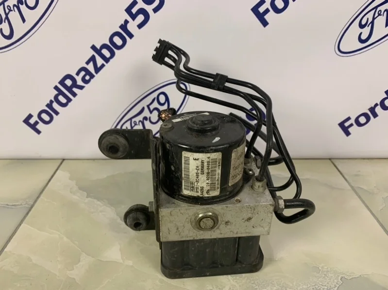 Блок ABS Ford Focus 2 2010 1692806 CB4 1.6 (SIDA), передний