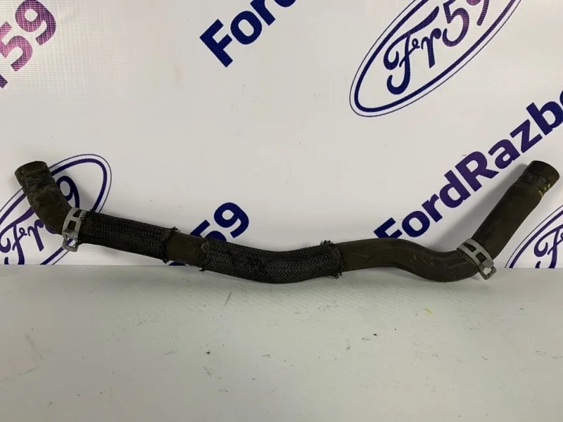Патрубок системы охлаждения Ford Focus 2 2007 1462573 CB4 1.8 (QQDB)