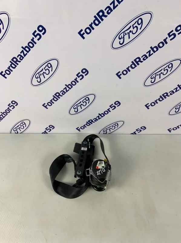 Ремень безопасности Ford Focus 3 2011 1764014 CB8 1.6 (PNDA), левый