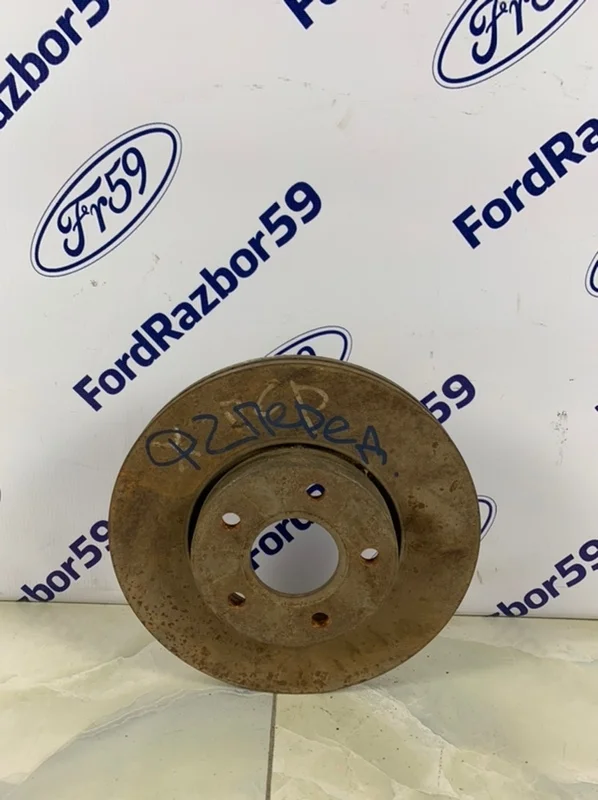 Тормозной диск Ford Focus 2 2005-2011 1734696 CB4, передний