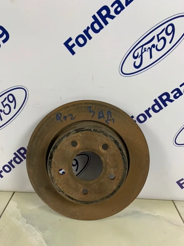Тормозной диск Ford Focus 2 2005-2011 1500156 CB4, задний