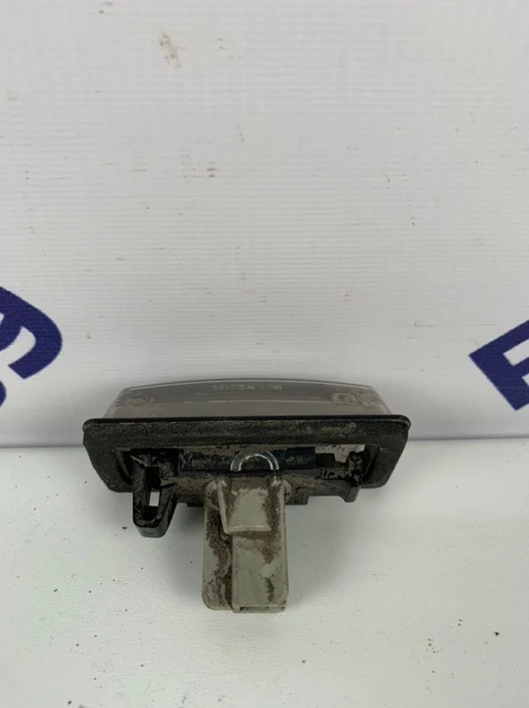 Плафон подсветки номера Nissan Almera 2014 265109Y00A G15 1.6 (K4M)