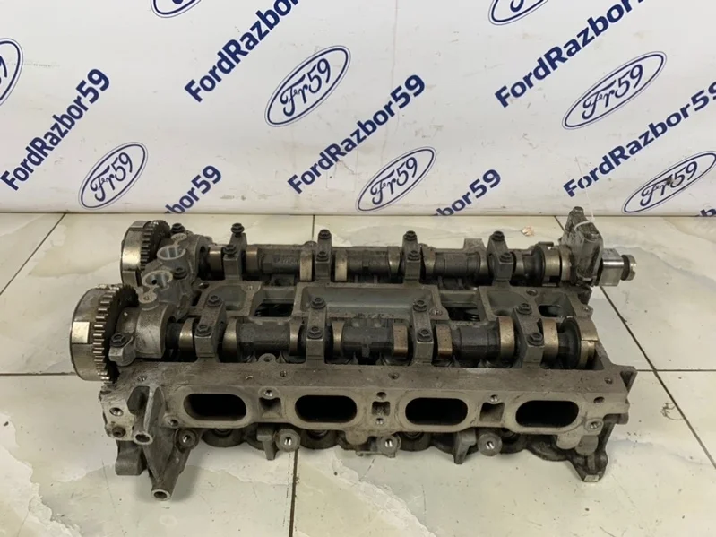 Головка блока цилиндров Ford Focus 3 2011-2019 5147916 CB8 2.0