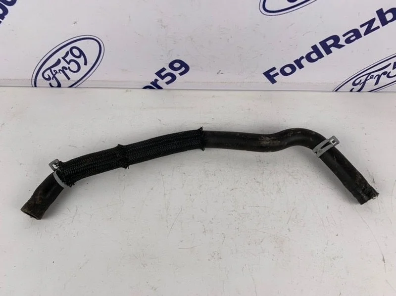 Патрубок системы охлаждения Ford Focus 2 2007 1462573 CB4 1.8 (QQDB)