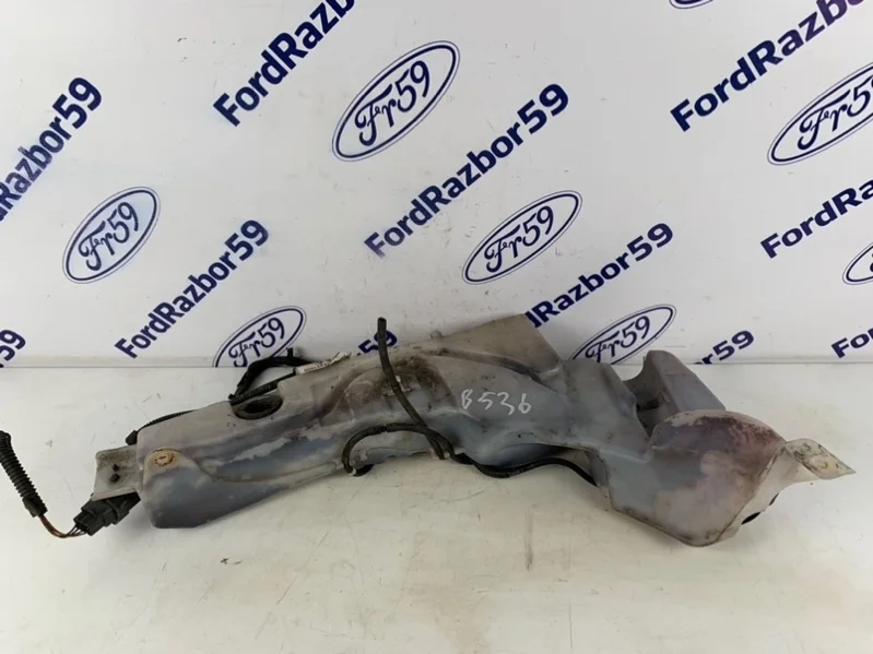 Бачок омывателя Ford Focus 2 2007 1497707 CB4 1.6 (HXDB)