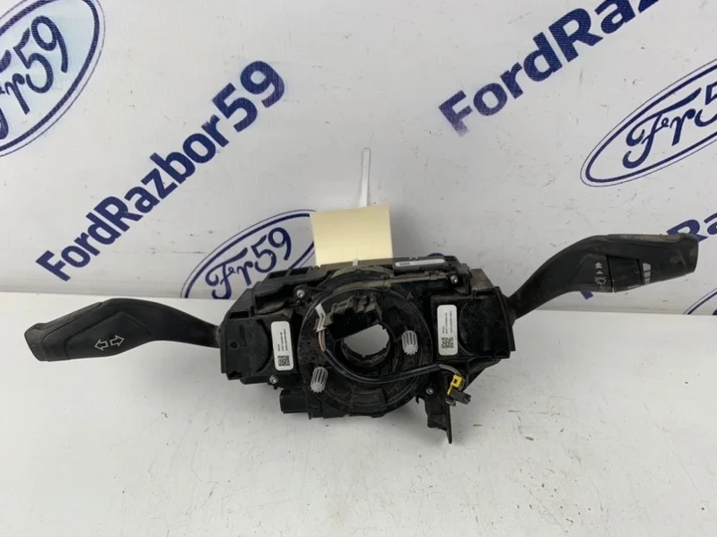 Блок подрулевых переключателей Ford Focus 3 2011-2015 1768432 CB8