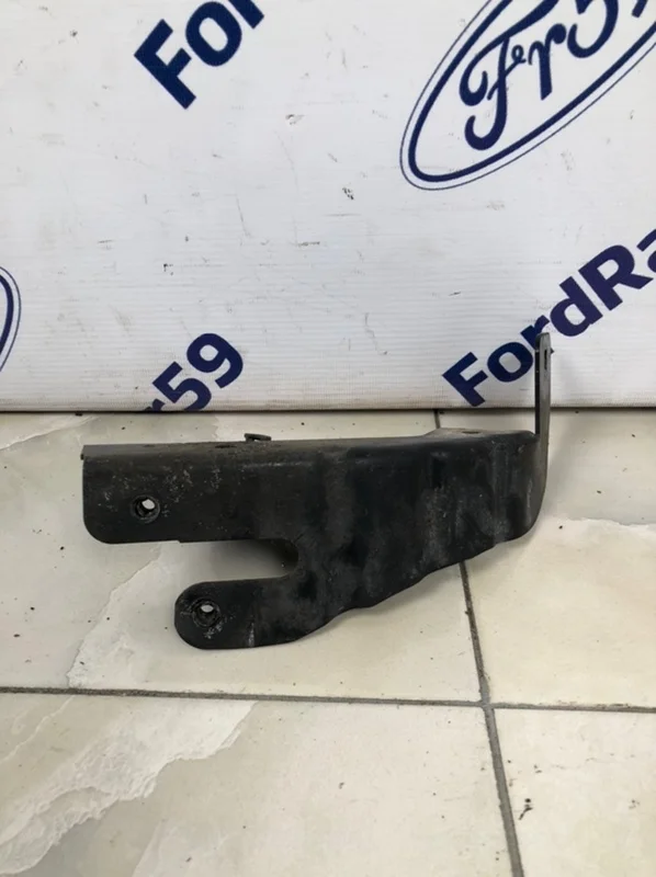 Крепление усилителя бампера Mercedes-Benz E-Class 2002-2006 A2116200718 W211, левое