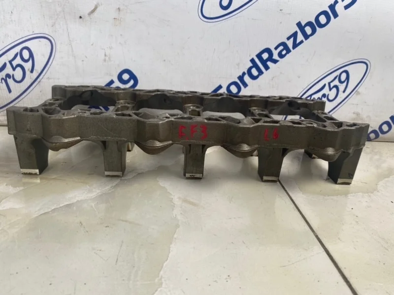 Постель коленвала Ford Focus 3 2011-2015 1739149 CB8 1.6