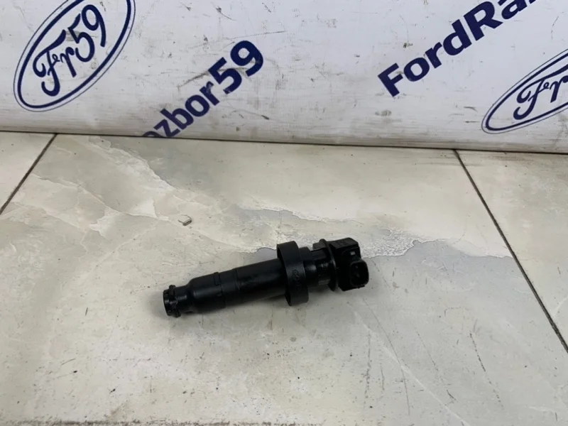 Катушка зажигания Kia Ceed 2009 273012B010 ED 1.4 (G4FA)