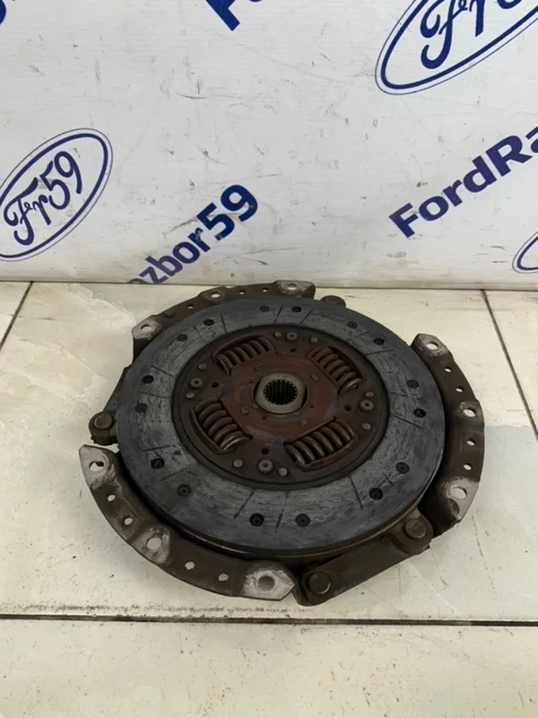 Сцепление (диск + корзина) Kia Ceed 2009 4130023136 ED 1.4 (G4FA)