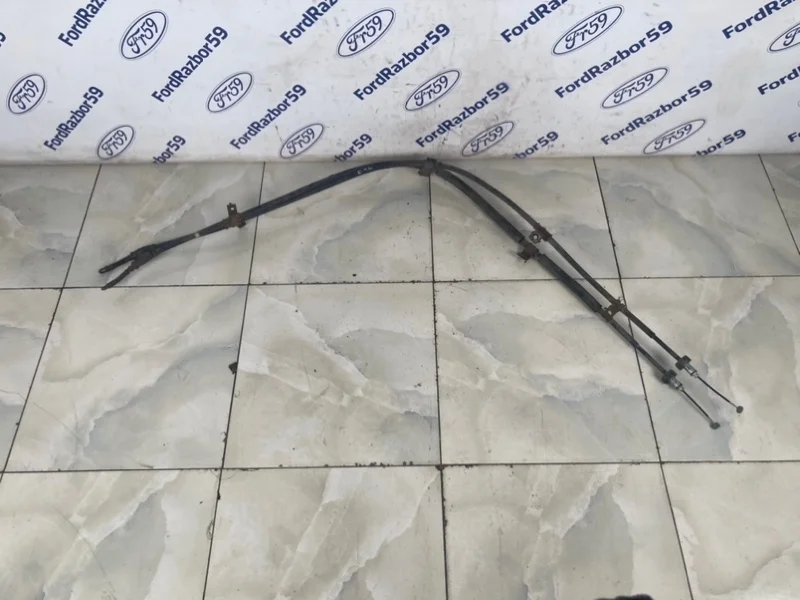 Трос ручника Kia Ceed 2009 597601H400 ED 1.4 (G4FA)