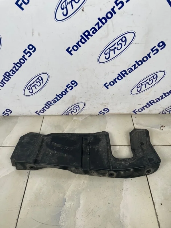 Пыльник двигателя Hyundai Tucson 2008 291302E501 JM 2.0 (G4GC), левый