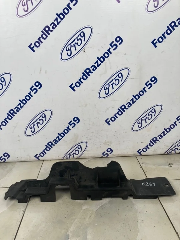 Дефлектор радиатора Hyundai Tucson 2008 291362E000 JM 2.0 (G4GC), правый