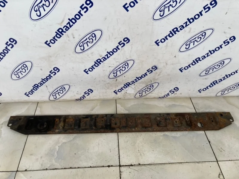Планка под радиаторы Ford Mondeo 4 2008 1381405 BD