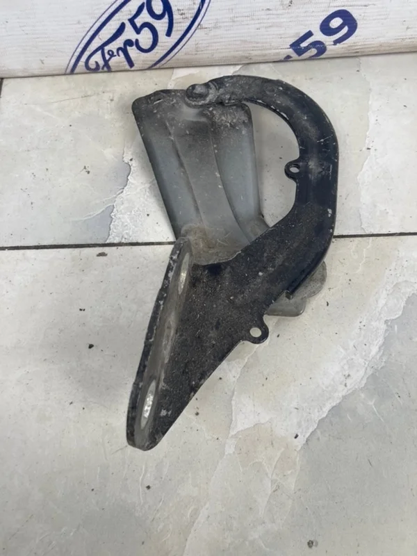 Петля капота Ford Focus 3 2011-2015 1750016 CB8, правая