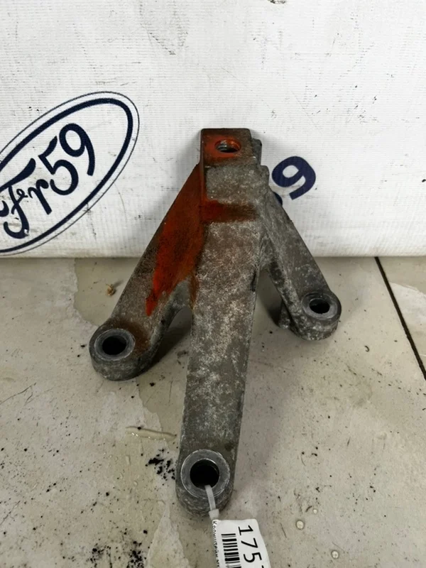 Кронштейн МКПП (Тринога) Ford C-MAX 2008 1326812 C214 1.6 (SHDA)